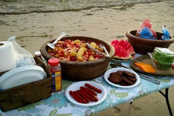 Lowcountry boil on the beach